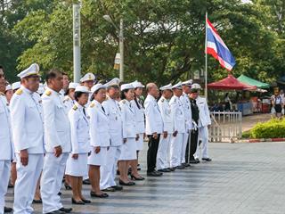 มหาวิทยาลัยพะเยา,นำโดย,ศาสตราจารย์พิเศษ,ดร.มณฑล,สงวนเสริมศรี,อธิการบดีมหาวิทยาลัยพะเยา,พร้อมด้วยคณะผู้บริหาร,คณาจารย์,เจ้าหน้าที่,,เข้าร่วมพิธีวางพวงมาลาถวายราชสักการะ,วันคล้ายวันสวรรคตสมเด็จพระนเรศวรมหาราช,ประจำปี,2561,