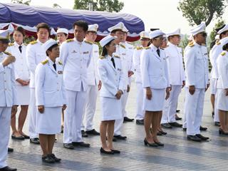 มหาวิทยาลัยพะเยา,นำโดย,ศาสตราจารย์พิเศษ,ดร.มณฑล,สงวนเสริมศรี,อธิการบดีมหาวิทยาลัยพะเยา,พร้อมด้วยคณะผู้บริหาร,คณาจารย์,เจ้าหน้าที่,,เข้าร่วมพิธีวางพวงมาลาถวายราชสักการะ,วันคล้ายวันสวรรคตสมเด็จพระนเรศวรมหาราช,ประจำปี,2561,