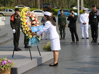 มหาวิทยาลัยพะเยา,นำโดย,ศาสตราจารย์พิเศษ,ดร.มณฑล,สงวนเสริมศรี,อธิการบดีมหาวิทยาลัยพะเยา,พร้อมด้วยคณะผู้บริหาร,คณาจารย์,เจ้าหน้าที่,,เข้าร่วมพิธีวางพวงมาลาถวายราชสักการะ,วันคล้ายวันสวรรคตสมเด็จพระนเรศวรมหาราช,ประจำปี,2561,