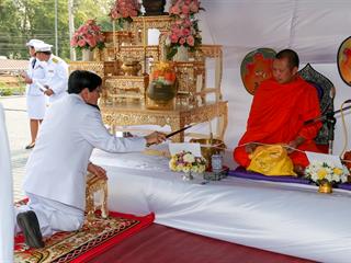 มหาวิทยาลัยพะเยา,นำโดย,ศาสตราจารย์พิเศษ,ดร.มณฑล,สงวนเสริมศรี,อธิการบดีมหาวิทยาลัยพะเยา,พร้อมด้วยคณะผู้บริหาร,คณาจารย์,เจ้าหน้าที่,,เข้าร่วมพิธีวางพวงมาลาถวายราชสักการะ,วันคล้ายวันสวรรคตสมเด็จพระนเรศวรมหาราช,ประจำปี,2561,