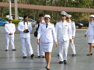 มหาวิทยาลัยพะเยา,นำโดย,ศาสตราจารย์พิเศษ,ดร.มณฑล,สงวนเสริมศรี,อธิการบดีมหาวิทยาลัยพะเยา,พร้อมด้วยคณะผู้บริหาร,คณาจารย์,เจ้าหน้าที่,,เข้าร่วมพิธีวางพวงมาลาถวายราชสักการะ,วันคล้ายวันสวรรคตสมเด็จพระนเรศวรมหาราช,ประจำปี,2561,