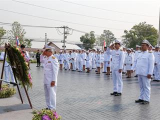 มหาวิทยาลัยพะเยา,นำโดย,ศาสตราจารย์พิเศษ,ดร.มณฑล,สงวนเสริมศรี,อธิการบดีมหาวิทยาลัยพะเยา,พร้อมด้วยคณะผู้บริหาร,คณาจารย์,เจ้าหน้าที่,,เข้าร่วมพิธีวางพวงมาลาถวายราชสักการะ,วันคล้ายวันสวรรคตสมเด็จพระนเรศวรมหาราช,ประจำปี,2561,