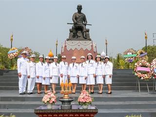 มหาวิทยาลัยพะเยา,นำโดย,ศาสตราจารย์พิเศษ,ดร.มณฑล,สงวนเสริมศรี,อธิการบดีมหาวิทยาลัยพะเยา,พร้อมด้วยคณะผู้บริหาร,คณาจารย์,เจ้าหน้าที่,,เข้าร่วมพิธีวางพวงมาลาถวายราชสักการะ,วันคล้ายวันสวรรคตสมเด็จพระนเรศวรมหาราช,ประจำปี,2561,