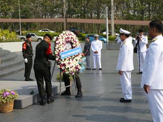 มหาวิทยาลัยพะเยา,นำโดย,ศาสตราจารย์พิเศษ,ดร.มณฑล,สงวนเสริมศรี,อธิการบดีมหาวิทยาลัยพะเยา,พร้อมด้วยคณะผู้บริหาร,คณาจารย์,เจ้าหน้าที่,,เข้าร่วมพิธีวางพวงมาลาถวายราชสักการะ,วันคล้ายวันสวรรคตสมเด็จพระนเรศวรมหาราช,ประจำปี,2561,