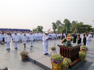 มหาวิทยาลัยพะเยา,นำโดย,ศาสตราจารย์พิเศษ,ดร.มณฑล,สงวนเสริมศรี,อธิการบดีมหาวิทยาลัยพะเยา,พร้อมด้วยคณะผู้บริหาร,คณาจารย์,เจ้าหน้าที่,,เข้าร่วมพิธีวางพวงมาลาถวายราชสักการะ,วันคล้ายวันสวรรคตสมเด็จพระนเรศวรมหาราช,ประจำปี,2561,