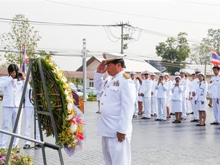 มหาวิทยาลัยพะเยา,นำโดย,ศาสตราจารย์พิเศษ,ดร.มณฑล,สงวนเสริมศรี,อธิการบดีมหาวิทยาลัยพะเยา,พร้อมด้วยคณะผู้บริหาร,คณาจารย์,เจ้าหน้าที่,,เข้าร่วมพิธีวางพวงมาลาถวายราชสักการะ,วันคล้ายวันสวรรคตสมเด็จพระนเรศวรมหาราช,ประจำปี,2561,