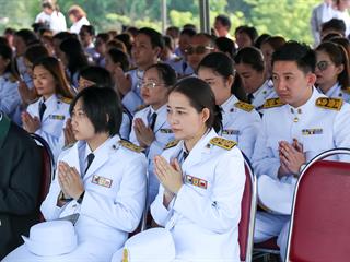 มหาวิทยาลัยพะเยา,นำโดย,ศาสตราจารย์พิเศษ,ดร.มณฑล,สงวนเสริมศรี,อธิการบดีมหาวิทยาลัยพะเยา,พร้อมด้วยคณะผู้บริหาร,คณาจารย์,เจ้าหน้าที่,,เข้าร่วมพิธีวางพวงมาลาถวายราชสักการะ,วันคล้ายวันสวรรคตสมเด็จพระนเรศวรมหาราช,ประจำปี,2561,