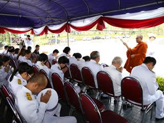 มหาวิทยาลัยพะเยา,นำโดย,ศาสตราจารย์พิเศษ,ดร.มณฑล,สงวนเสริมศรี,อธิการบดีมหาวิทยาลัยพะเยา,พร้อมด้วยคณะผู้บริหาร,คณาจารย์,เจ้าหน้าที่,,เข้าร่วมพิธีวางพวงมาลาถวายราชสักการะ,วันคล้ายวันสวรรคตสมเด็จพระนเรศวรมหาราช,ประจำปี,2561,