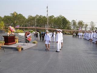 มหาวิทยาลัยพะเยา,นำโดย,ศาสตราจารย์พิเศษ,ดร.มณฑล,สงวนเสริมศรี,อธิการบดีมหาวิทยาลัยพะเยา,พร้อมด้วยคณะผู้บริหาร,คณาจารย์,เจ้าหน้าที่,,เข้าร่วมพิธีวางพวงมาลาถวายราชสักการะ,วันคล้ายวันสวรรคตสมเด็จพระนเรศวรมหาราช,ประจำปี,2561,