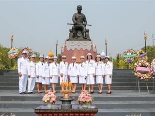 มหาวิทยาลัยพะเยา,นำโดย,ศาสตราจารย์พิเศษ,ดร.มณฑล,สงวนเสริมศรี,อธิการบดีมหาวิทยาลัยพะเยา,พร้อมด้วยคณะผู้บริหาร,คณาจารย์,เจ้าหน้าที่,,เข้าร่วมพิธีวางพวงมาลาถวายราชสักการะ,วันคล้ายวันสวรรคตสมเด็จพระนเรศวรมหาราช,ประจำปี,2561,
