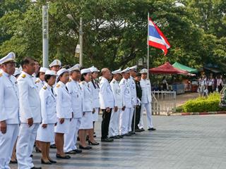 มหาวิทยาลัยพะเยา,นำโดย,ศาสตราจารย์พิเศษ,ดร.มณฑล,สงวนเสริมศรี,อธิการบดีมหาวิทยาลัยพะเยา,พร้อมด้วยคณะผู้บริหาร,คณาจารย์,เจ้าหน้าที่,,เข้าร่วมพิธีวางพวงมาลาถวายราชสักการะ,วันคล้ายวันสวรรคตสมเด็จพระนเรศวรมหาราช,ประจำปี,2561,