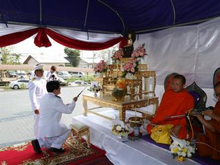 มหาวิทยาลัยพะเยา,นำโดย,ศาสตราจารย์พิเศษ,ดร.มณฑล,สงวนเสริมศรี,อธิการบดีมหาวิทยาลัยพะเยา,พร้อมด้วยคณะผู้บริหาร,คณาจารย์,เจ้าหน้าที่,,เข้าร่วมพิธีวางพวงมาลาถวายราชสักการะ,วันคล้ายวันสวรรคตสมเด็จพระนเรศวรมหาราช,ประจำปี,2561,