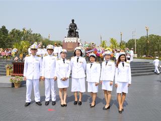 มหาวิทยาลัยพะเยา,นำโดย,ศาสตราจารย์พิเศษ,ดร.มณฑล,สงวนเสริมศรี,อธิการบดีมหาวิทยาลัยพะเยา,พร้อมด้วยคณะผู้บริหาร,คณาจารย์,เจ้าหน้าที่,,เข้าร่วมพิธีวางพวงมาลาถวายราชสักการะ,วันคล้ายวันสวรรคตสมเด็จพระนเรศวรมหาราช,ประจำปี,2561,
