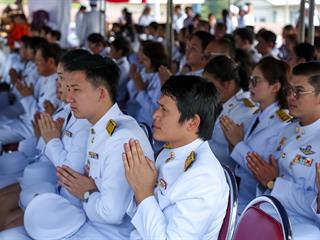 มหาวิทยาลัยพะเยา,นำโดย,ศาสตราจารย์พิเศษ,ดร.มณฑล,สงวนเสริมศรี,อธิการบดีมหาวิทยาลัยพะเยา,พร้อมด้วยคณะผู้บริหาร,คณาจารย์,เจ้าหน้าที่,,เข้าร่วมพิธีวางพวงมาลาถวายราชสักการะ,วันคล้ายวันสวรรคตสมเด็จพระนเรศวรมหาราช,ประจำปี,2561,