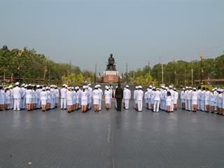 มหาวิทยาลัยพะเยา,นำโดย,ศาสตราจารย์พิเศษ,ดร.มณฑล,สงวนเสริมศรี,อธิการบดีมหาวิทยาลัยพะเยา,พร้อมด้วยคณะผู้บริหาร,คณาจารย์,เจ้าหน้าที่,,เข้าร่วมพิธีวางพวงมาลาถวายราชสักการะ,วันคล้ายวันสวรรคตสมเด็จพระนเรศวรมหาราช,ประจำปี,2561,