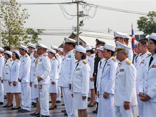 มหาวิทยาลัยพะเยา,นำโดย,ศาสตราจารย์พิเศษ,ดร.มณฑล,สงวนเสริมศรี,อธิการบดีมหาวิทยาลัยพะเยา,พร้อมด้วยคณะผู้บริหาร,คณาจารย์,เจ้าหน้าที่,,เข้าร่วมพิธีวางพวงมาลาถวายราชสักการะ,วันคล้ายวันสวรรคตสมเด็จพระนเรศวรมหาราช,ประจำปี,2561,