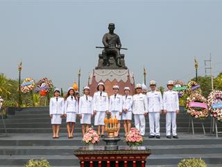 มหาวิทยาลัยพะเยา,นำโดย,ศาสตราจารย์พิเศษ,ดร.มณฑล,สงวนเสริมศรี,อธิการบดีมหาวิทยาลัยพะเยา,พร้อมด้วยคณะผู้บริหาร,คณาจารย์,เจ้าหน้าที่,,เข้าร่วมพิธีวางพวงมาลาถวายราชสักการะ,วันคล้ายวันสวรรคตสมเด็จพระนเรศวรมหาราช,ประจำปี,2561,