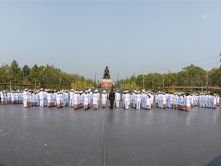 มหาวิทยาลัยพะเยา,นำโดย,ศาสตราจารย์พิเศษ,ดร.มณฑล,สงวนเสริมศรี,อธิการบดีมหาวิทยาลัยพะเยา,พร้อมด้วยคณะผู้บริหาร,คณาจารย์,เจ้าหน้าที่,,เข้าร่วมพิธีวางพวงมาลาถวายราชสักการะ,วันคล้ายวันสวรรคตสมเด็จพระนเรศวรมหาราช,ประจำปี,2561,