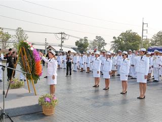 มหาวิทยาลัยพะเยา,นำโดย,ศาสตราจารย์พิเศษ,ดร.มณฑล,สงวนเสริมศรี,อธิการบดีมหาวิทยาลัยพะเยา,พร้อมด้วยคณะผู้บริหาร,คณาจารย์,เจ้าหน้าที่,,เข้าร่วมพิธีวางพวงมาลาถวายราชสักการะ,วันคล้ายวันสวรรคตสมเด็จพระนเรศวรมหาราช,ประจำปี,2561,