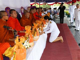 มหาวิทยาลัยพะเยา,นำโดย,ศาสตราจารย์พิเศษ,ดร.มณฑล,สงวนเสริมศรี,อธิการบดีมหาวิทยาลัยพะเยา,พร้อมด้วยคณะผู้บริหาร,คณาจารย์,เจ้าหน้าที่,,เข้าร่วมพิธีวางพวงมาลาถวายราชสักการะ,วันคล้ายวันสวรรคตสมเด็จพระนเรศวรมหาราช,ประจำปี,2561,