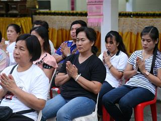 มหาวิทยาลัยพะเยา,จัดโครงการ,“ประเพณีแห่ผ้าห่มพระธาตุจอมทอง”,โดยความร่วมมือระหว่างคณะศิลปศาสตร์,คณะรัฐศาสตร์และสังคมศาสตร์และวิทยาลัยการศึกษา,มหาวิทยาลัยพะเยา,ร่วมกับจังหวัดพะเยา,เทศบาลเมืองพะเยา,สำนักงานวัฒนธรรมจังหวัดพะเยา,สํานักงานพระพุทธศาสนาจังหวัดพะเยา,และการท่องเที่ยวแห่งประเทศไทย,สำนักงานเชียงราย,