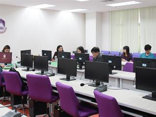 สอบวิทยานิพนธ์,นิสิต,ป.โท,ภาษาไทย,คณะศิลปศาสตร์,มหาวิทยาลัยพะเยา