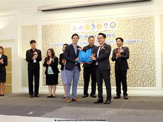คณะรัฐศาสตร์และสังคมศาสตร์,มหาวิทยาลัยพะเยา,เข้าร่วมโครงการเครือข่ายการศึกษา,วิจัยและความสัมพันธ์ทางวิชาการ,ด้านรัฐศาสตร์และรัฐประศาสนศาสตร์,ครั้งที่,2,และการประชุมวิชาการระดับชาติ,“การบริหารปกครองของภูมิภาค,รัฐ,ชุมชน,ท้องถิ่นในการขับเคลื่อนประเทศสู่ยุค,Thailand,4.0”