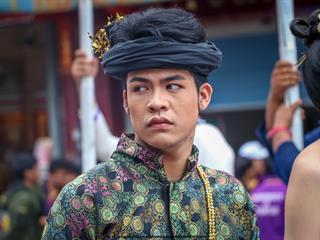คณะรัฐศาสตร์และสังคมศาสตร์,มหาวิทยาลัยพะเยา,ร่วมโครงการ,“ประเพณีแห่ผ้าห่มพระธาตุจอมทอง”,ครั้งที่,3,โดยความร่วมมือระหว่างคณะศิลปศาสตร์,คณะรัฐศาสตร์และสังคมศาสตร์,และวิทยาลัยการศึกษา,มหาวิทยาลัยพะเยา,ร่วมกับจังหวัดพะเยา,เทศบาลเมืองพะเยา,สำนักงานวัฒนธรรมจังหวัดพะเยา,สํานักงานพระพุทธศาสนาจังหวัดพะเยา,และการท่องเที่ยวแห่งประเทศไทย,สำนักงานเชียงราย