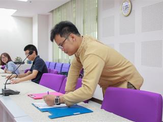 ผู้บริหาร,พบ,สาขาวิชา(สาขาวิชาภาษาจีน),ในการประชุมบุคลากรคณะศิลปศาสตร์,มหาวิทยาลัยพะเยา,,ครั้งที่,1/2561