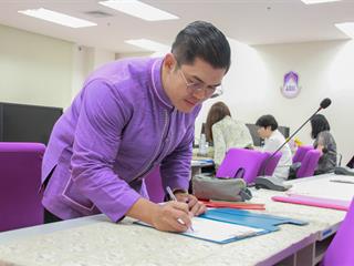 ผู้บริหาร,พบ,สาขาวิชา(สาขาวิชาภาษาจีน),ในการประชุมบุคลากรคณะศิลปศาสตร์,มหาวิทยาลัยพะเยา,,ครั้งที่,1/2561