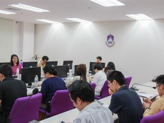 ผู้บริหาร,พบ,สาขาวิชา(สาขาวิชาภาษาจีน),ในการประชุมบุคลากรคณะศิลปศาสตร์,มหาวิทยาลัยพะเยา,,ครั้งที่,1/2561