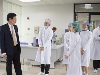 คณะทันตแพทยศาสตร์ต้อนรับคณะอนุกรรมการตรวจประเมินหลักสูตรทันตแพทยศาสตร์บัณฑิต,(หลักสูตรใหม่),พ.ศ.,2556