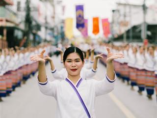 คณะศิลปศาสตร์,คณะรัฐศาสตร์และสังคมศาสตร์และวิทยาลัยการศึกษา,มหาวิทยาลัยพะเยา,ร่วมกับ,5,หน่วยงาน,และกว่า,14,ชุมชน,จัดประเพณีสืบสานวัฒนธรรมอันดีงามของจังหวัดพะเยา,“ประเพณีแห่ผ้าห่มพระธาตุจอมทอง”