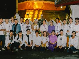 คณะศิลปศาสตร์,คณะรัฐศาสตร์และสังคมศาสตร์และวิทยาลัยการศึกษา,มหาวิทยาลัยพะเยา,ร่วมกับ,5,หน่วยงาน,และกว่า,14,ชุมชน,จัดประเพณีสืบสานวัฒนธรรมอันดีงามของจังหวัดพะเยา,“ประเพณีแห่ผ้าห่มพระธาตุจอมทอง”