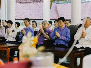 คณะศิลปศาสตร์,คณะรัฐศาสตร์และสังคมศาสตร์และวิทยาลัยการศึกษา,มหาวิทยาลัยพะเยา,ร่วมกับ,5,หน่วยงาน,และกว่า,14,ชุมชน,จัดประเพณีสืบสานวัฒนธรรมอันดีงามของจังหวัดพะเยา,“ประเพณีแห่ผ้าห่มพระธาตุจอมทอง”