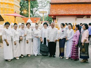 คณะศิลปศาสตร์,คณะรัฐศาสตร์และสังคมศาสตร์และวิทยาลัยการศึกษา,มหาวิทยาลัยพะเยา,ร่วมกับ,5,หน่วยงาน,และกว่า,14,ชุมชน,จัดประเพณีสืบสานวัฒนธรรมอันดีงามของจังหวัดพะเยา,“ประเพณีแห่ผ้าห่มพระธาตุจอมทอง”