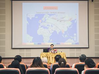 บุคลากรสายวิชาการและสนับสนุน,พร้อมด้วยนิสิตคณะศิลปศาสตร์,เข้าร่วมปฐมนิเทศโครงการพัฒนาภาษาอังกฤษสำหรับนิสิต,บุคลากรสายวิชาการและสายสนับสนุน,มหาวิทยาลัยพะเยา,ประจำปี,2561
