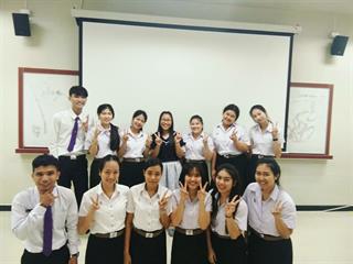 สอบการนำเสนอการศึกษาอิสระของนิสิตชั้นปีที่,4,คู่ขนานภาษาไทยและวิทยาลัยการศึกษา,,คณะศิลปศาสตร์,มหาวิทยาลัยพะเยา