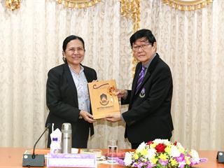 มหาวิทยาลัยพะเยา,ต้อนรับคณะผู้บริหาร,มหาวิทยาลัยนเรศวร