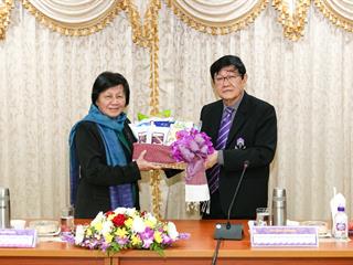 มหาวิทยาลัยพะเยา,ต้อนรับคณะผู้บริหาร,มหาวิทยาลัยนเรศวร
