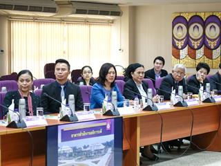 มหาวิทยาลัยพะเยา,ต้อนรับคณะผู้บริหาร,มหาวิทยาลัยนเรศวร