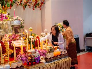 พิธีปลดป้ายพร้อมประดับรุ่นนิสิตปี,1,“ปรเมศร์คเชนทรา”,คณะศิลปศาสตร์,มหาวิทยาลัยพะเยา