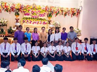 พิธีปลดป้ายพร้อมประดับรุ่นนิสิตปี,1,“ปรเมศร์คเชนทรา”,คณะศิลปศาสตร์,มหาวิทยาลัยพะเยา