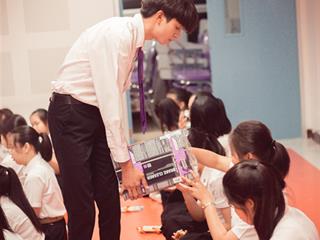 พิธีปลดป้ายพร้อมประดับรุ่นนิสิตปี,1,“ปรเมศร์คเชนทรา”,คณะศิลปศาสตร์,มหาวิทยาลัยพะเยา