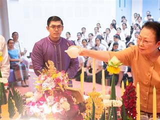 พิธีปลดป้ายพร้อมประดับรุ่นนิสิตปี,1,“ปรเมศร์คเชนทรา”,คณะศิลปศาสตร์,มหาวิทยาลัยพะเยา