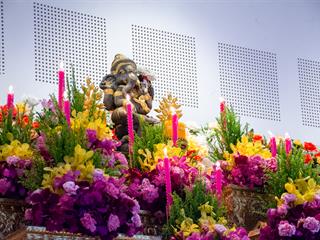 พิธีปลดป้ายพร้อมประดับรุ่นนิสิตปี,1,“ปรเมศร์คเชนทรา”,คณะศิลปศาสตร์,มหาวิทยาลัยพะเยา