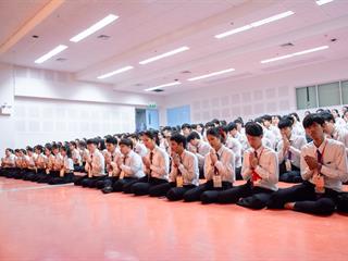 พิธีปลดป้ายพร้อมประดับรุ่นนิสิตปี,1,“ปรเมศร์คเชนทรา”,คณะศิลปศาสตร์,มหาวิทยาลัยพะเยา