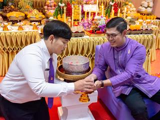 พิธีปลดป้ายพร้อมประดับรุ่นนิสิตปี,1,“ปรเมศร์คเชนทรา”,คณะศิลปศาสตร์,มหาวิทยาลัยพะเยา
