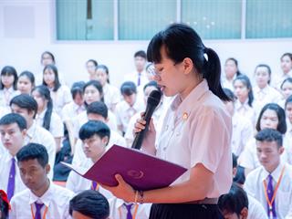 พิธีปลดป้ายพร้อมประดับรุ่นนิสิตปี,1,“ปรเมศร์คเชนทรา”,คณะศิลปศาสตร์,มหาวิทยาลัยพะเยา