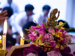 พิธีปลดป้ายพร้อมประดับรุ่นนิสิตปี,1,“ปรเมศร์คเชนทรา”,คณะศิลปศาสตร์,มหาวิทยาลัยพะเยา